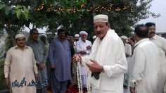 سمجھتا کیا ہے تو دیوانگانِ …
